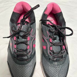 Fila Women's Athletic Shoes SZ 9.5